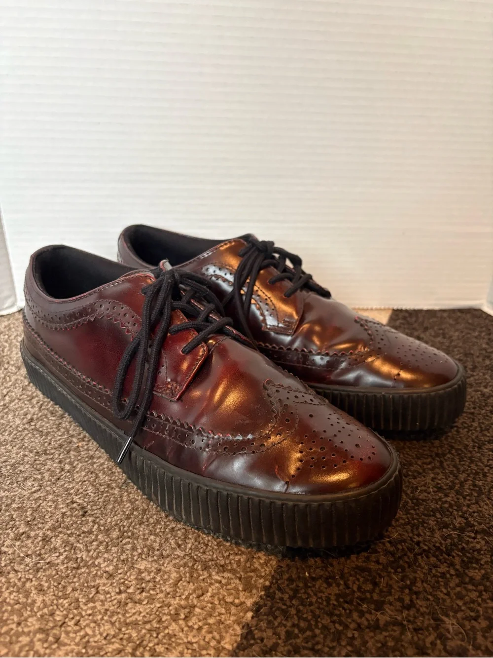 T.U.K. TUK A9249 RUB OFF EZC BROGUE SHOE Burgundy Oxford Unisex - Men’s 10